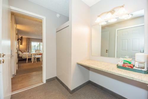 River View 2 Bedroom