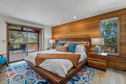 Otter River Lodge