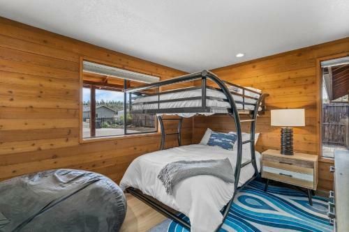 Otter River Lodge
