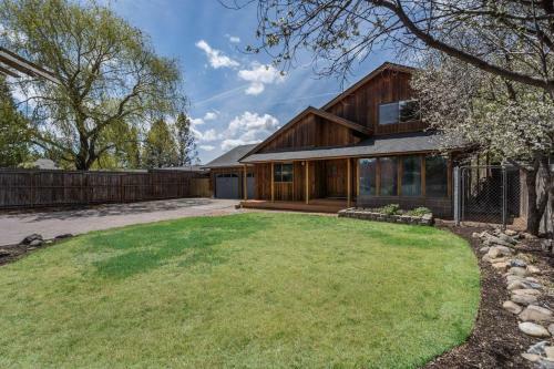 Otter River Lodge