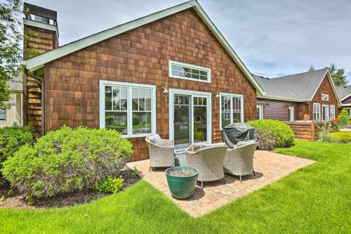Pet-friendly Sisters Home Hike, Bike And Ski!