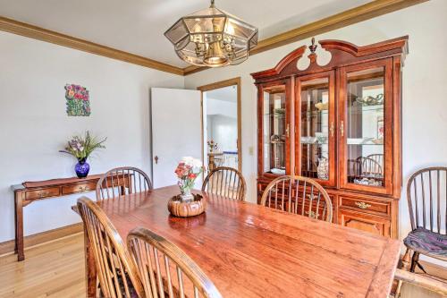 Charming Seaside Abode, Half-mile To Beach!