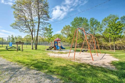 Albrightsville Retreat With Community Amenities