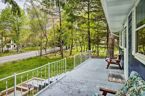 Albrightsville Retreat With Community Amenities
