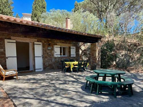 Charming Gites In Lavandou, Walking Distance To Beach