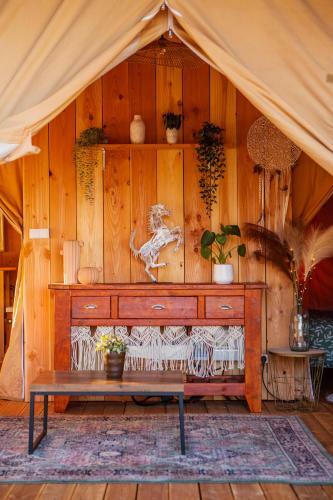 �qui-lodge Avec Spa Au Lac Du Salagou