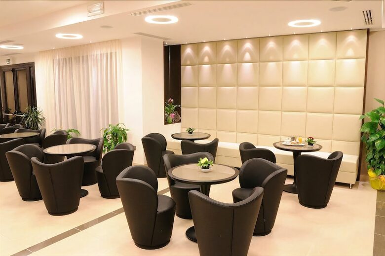 Hotel Mirage