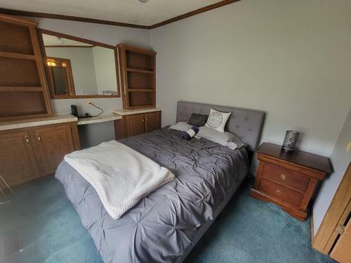 Camp Not Found - 3 Queen Bedrooms By The Lake