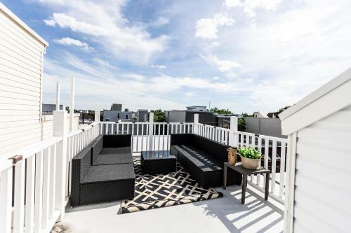 Lux Property Roof Deck W/ Skyline Philadelphia