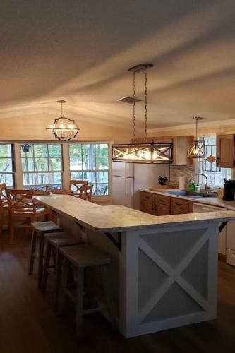 Lake Hartwell Rental W/dock