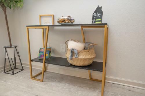 Apartamento Bright & Beautiful Apt, Near Clt, Parking