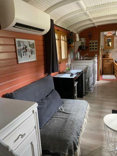 Roulotte En Bois Sud France