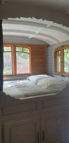 Roulotte En Bois Sud France