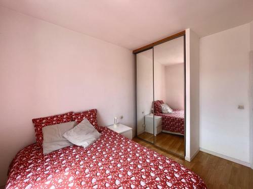 Adorable Maison Dans Lauthentique Quartier de La Chaume Avec Jardin 4prs