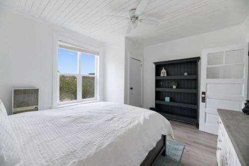 The Overlook Nook
