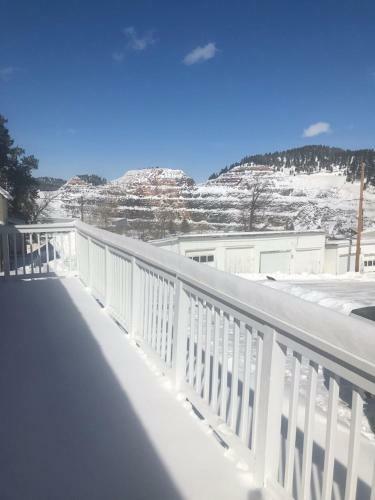 The Overlook Nook