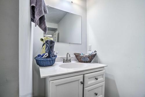 Nashville Area Apartment 12 Mi To Downtown!