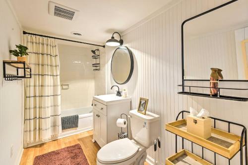 Stylish Cabin With Hot Tub On 6 Private Acres!