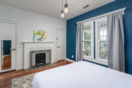 Blue Bungalow