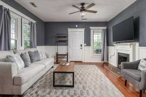 Blue Bungalow