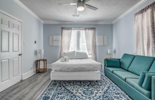 The Casalita Casita- Mins To Everything