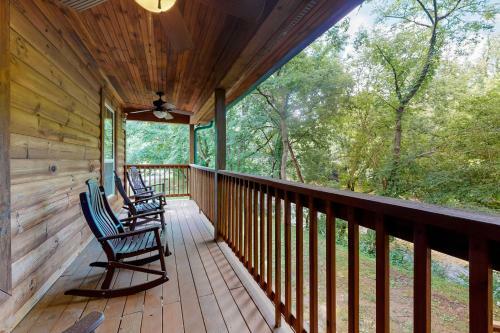 Waters Edge Cabin