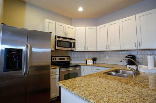 Phillips Place Condos I