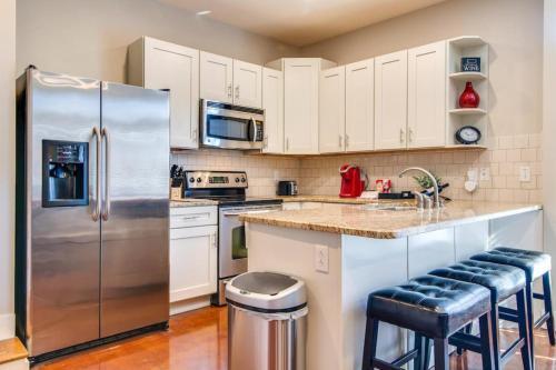 Phillips Place Condos I