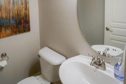 Phillips Place Condos I