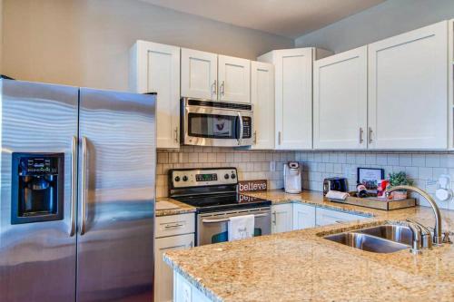 Phillips Place Condos I