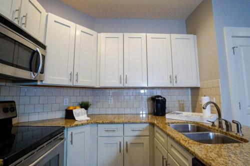 Phillips Place Condos I
