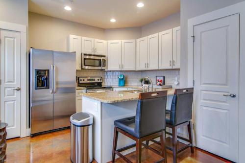 Phillips Place Condos I