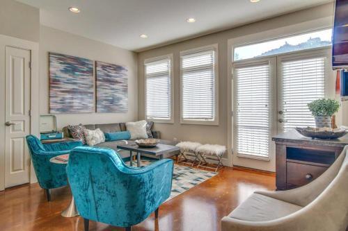Phillips Place Condos II