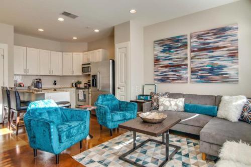 Phillips Place Condos II