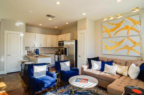 Phillips Place Condos II