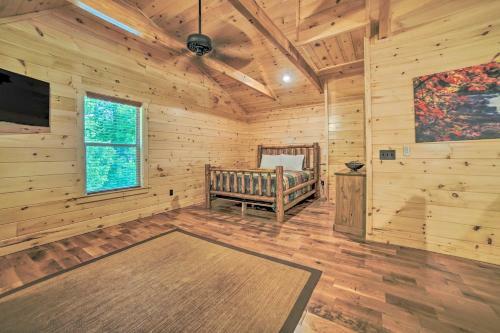 Rustic Chic Gatlinburg Getaway With Hot Tub!