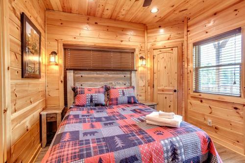 4 Bedroom Cabin For 14