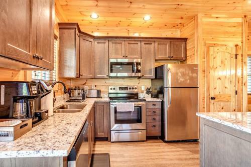 4 Bedroom Cabin For 14