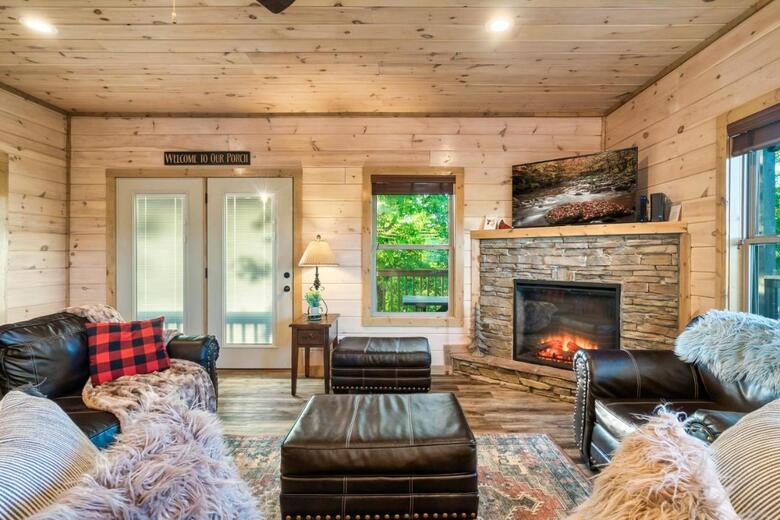 Summer Special, Mountain View, Cabin, Hottub, Game Rm, Sleeps 20