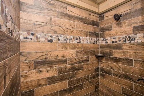New With Amazing Mountain Views Front And Back! Indoor Pool, Game Room!