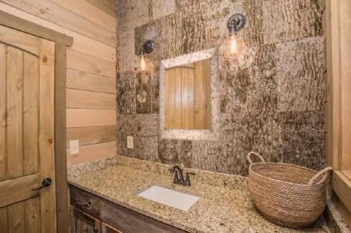 New With Amazing Mountain Views Front And Back! Indoor Pool, Game Room!