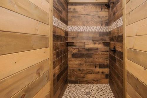 New With Amazing Mountain Views Front And Back! Indoor Pool, Game Room!