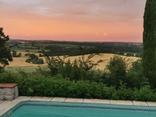 Stunning 3bed House In Loubes Bernac Private Pool