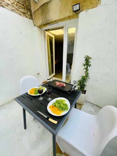 Maison de Ville, 2 Chambres Avec Parking Priv� Et Clim
