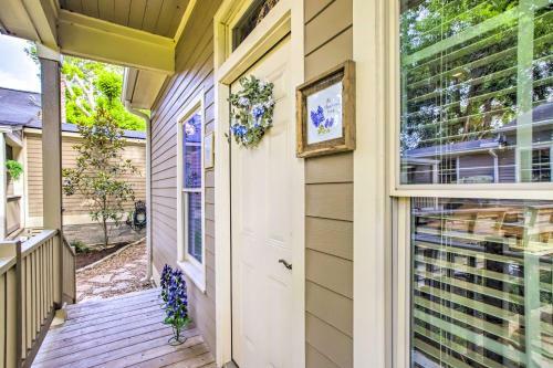 Chappell Hill Casita With Great Outdoor Space!