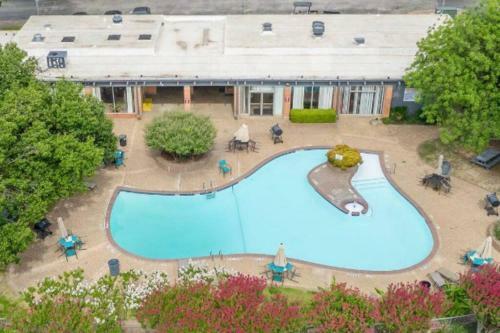 Wow, Brand New, Luxurious, At&t Dfw Home- Book Now!!!