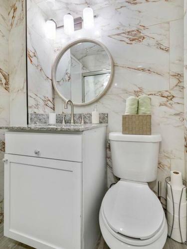 Wow, Brand New, Luxurious, At&t Dfw Home- Book Now!!!