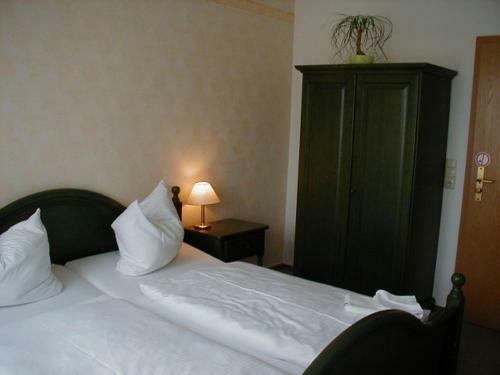 Hostal Restaurant Und Pension Zur Nassen Ecke