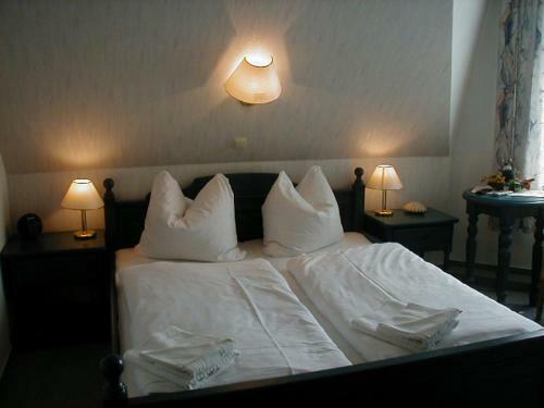 Hostal Restaurant Und Pension Zur Nassen Ecke