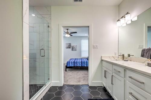 Chic And Spacious Dallas Getaway, 3 Mi To Dtwn!